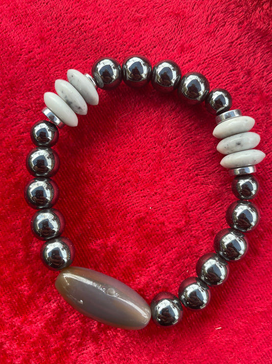 Hematite & Howlite Beaded Bracelet